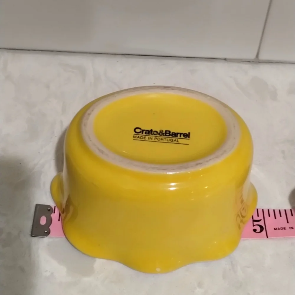 Crate & Barrel Sm.Souffle Ramekins set 2